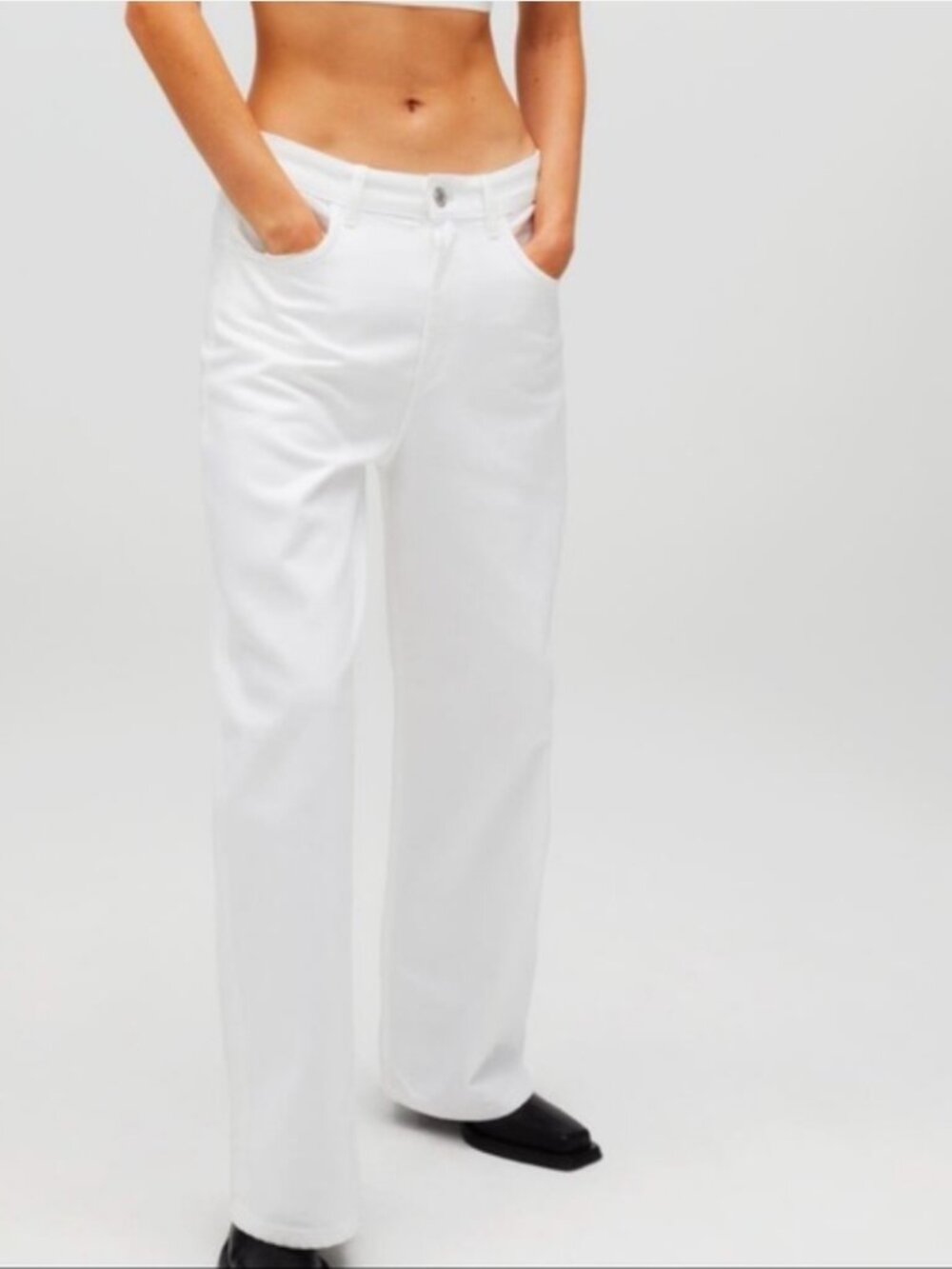 Zara x Kaia Coated High Rise Baggy Wide Leg White Jeans Size 10